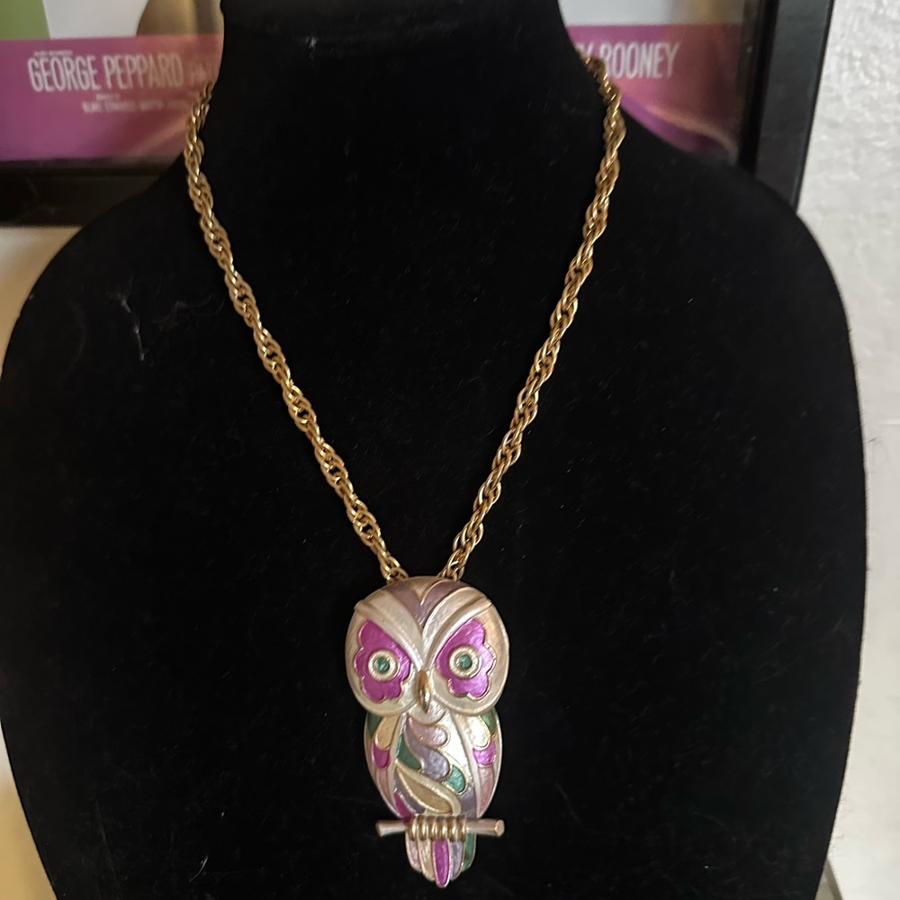 Vintage 1970s Owl Pendant Necklace with Gold Chain